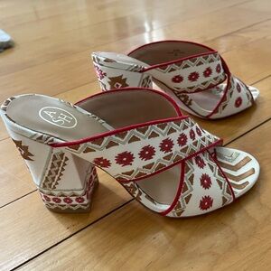 Ash Sandals